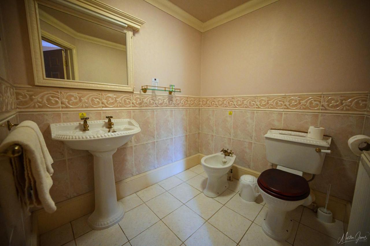 Old Rectory Hotel Wem Ngoại thất bức ảnh